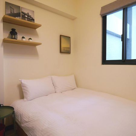 Traveler No. 3 Apartment Taichung Luaran gambar