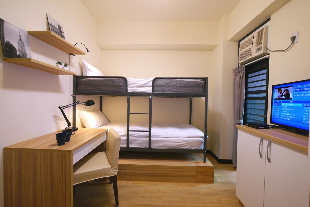 Traveler No. 3 Apartment Taichung Luaran gambar