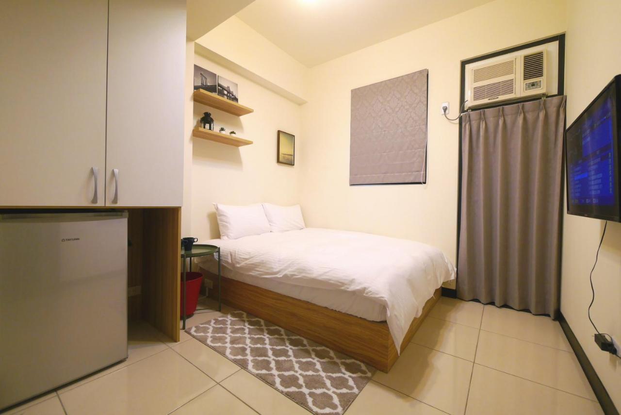 Traveler No. 3 Apartment Taichung Luaran gambar