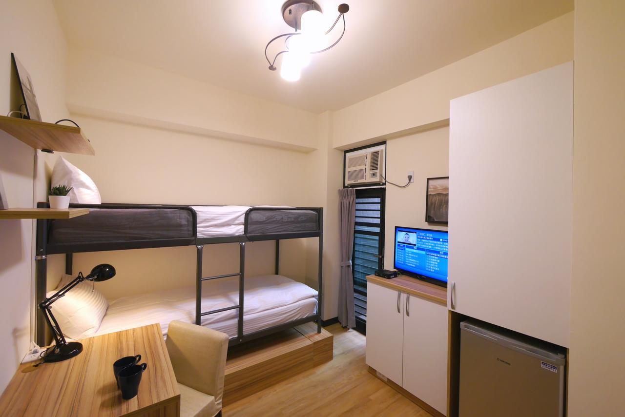 Traveler No. 3 Apartment Taichung Luaran gambar